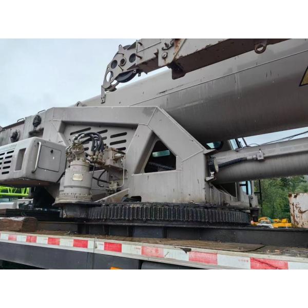 Zoomlion Mobile Truck Crane 80 Tons of Factory Inventory Clearance Discount Sale