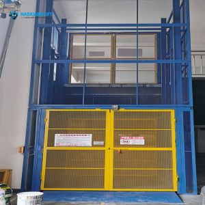 8m Custom Warehouse Elevator Lift 3000kgs High Capacity 8m Height
