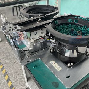2000W Bowl Feeder Machine Silicone Part Electromagnetic Vibratory Feeder