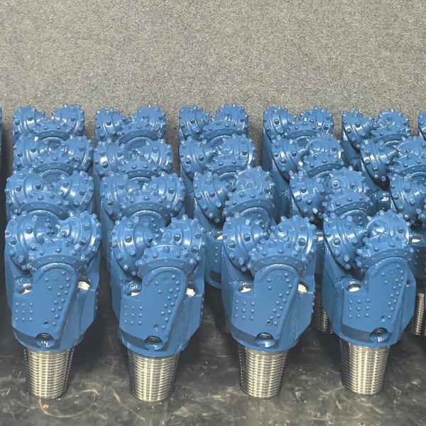 Quality Oil And Gas Extraction Tricone Roller Bits With 2 3/8 Reg To 7 5/8 Reg Thread Type wholesale