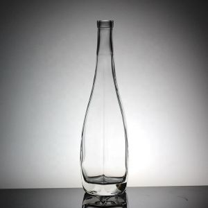 China Custom Made Clear Glass Screw Cap Bottle for Juice or Soda Beverage 330ml 500ml 750ml on sale