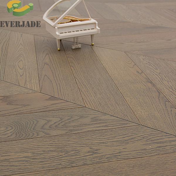 Quality Modern Design Style Wire Brushed Oak Engineered Wooden Flooring with Free Sample wholesale