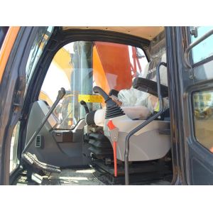 Doosan DX300 Excavator with Huge Capacity and Original Hydraulic Cylinder in