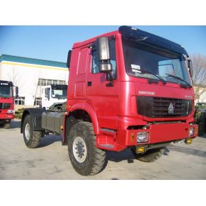 HOWO 4x4 Manual Prime Mover Truck All Wheel Drive With 7100kg Payload , Off Road