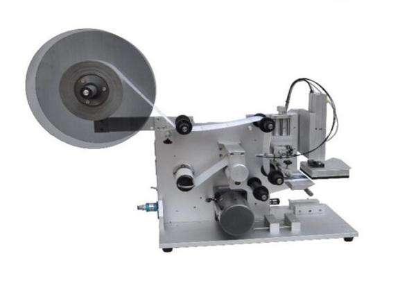 Quality Oval Shape Bottle Automatic Labeling Machine , Manual Label Applicator Machine 60Pieces / H wholesale