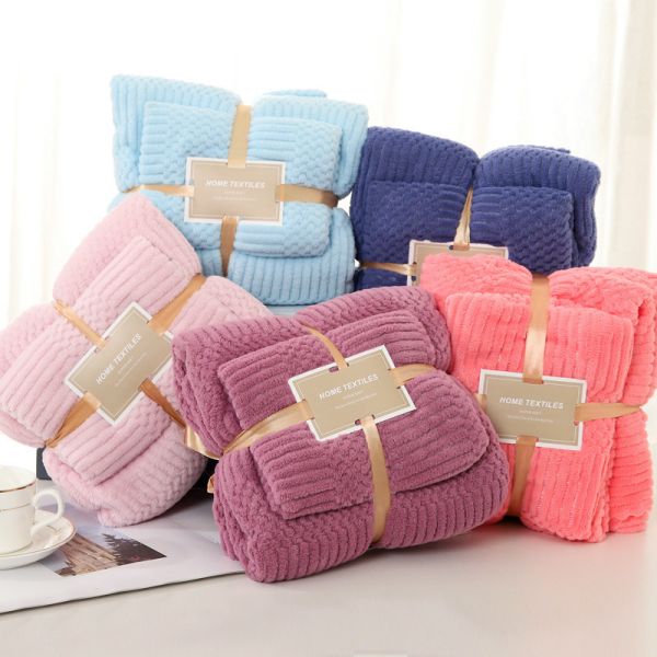 Quality Thickened Microfiber Coral Fleece Bath Towel Set 2 in 1 for Square 250GSM Face Towel wholesale