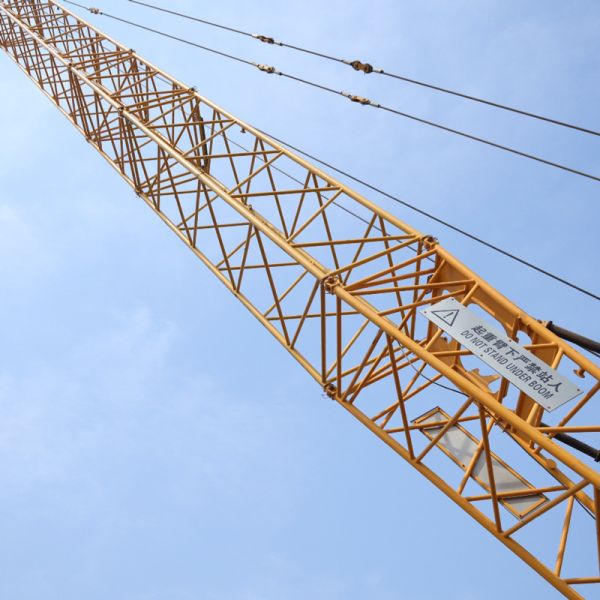 1.2 Km/H 220T Crawler Crane Xcmg In Heavy Machinery Handling And Improve