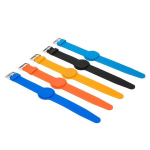 NFC Silicone RFID Wristband Reusable Flexible Smart Chip Bracelet For Cashless