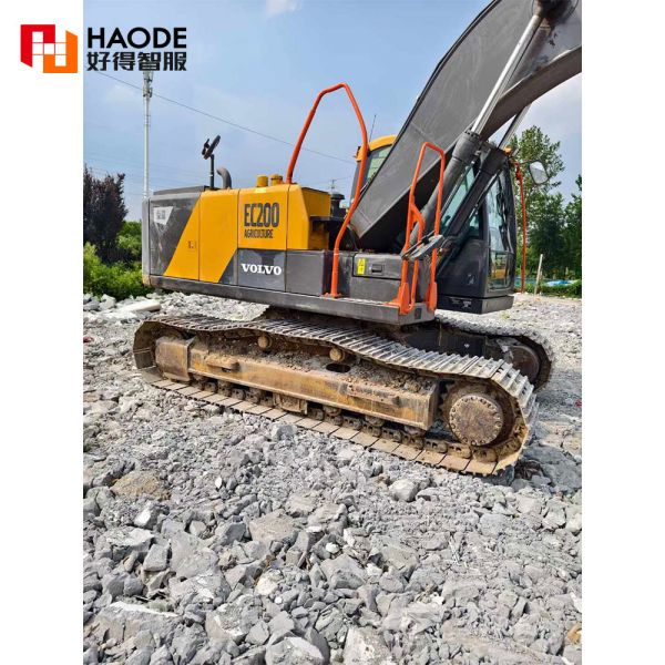 Almost Used Excavator Digger VOLVO Ec200/20ton Medium Crawler Used Digger Excavators