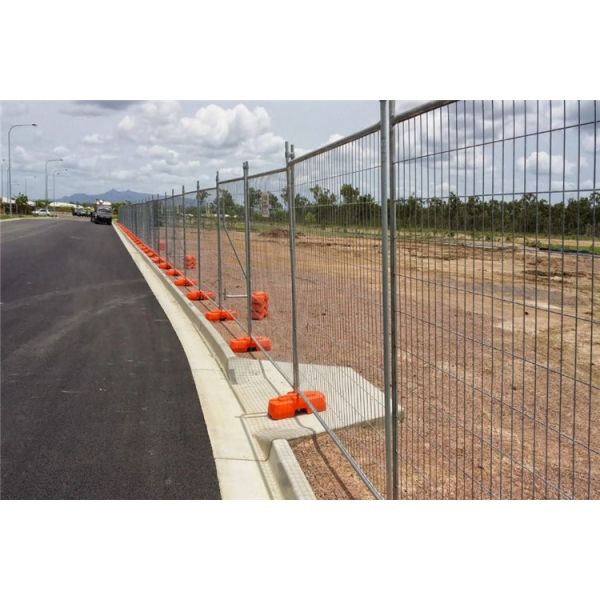 Galvanized 2.4m X 2.1m Anti Climb Temporary Fence Panel Heras Security Fence