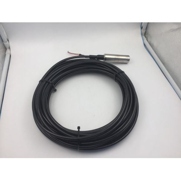 Fuel / Urea Solution / Water Submersible Pressure Level Sensor Suitable For Petrochemical Metallurgy