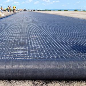 Composite Biaxial Fiberglass Geogrid With Nonwoven Geotextile For Soil