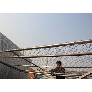 Iron Mobile Chain Link Construction Fence 100*100mm American Standard