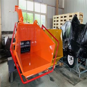 Self Powered 12.5ft Wood Chipper Machine Hydraulic Feed Wearproof