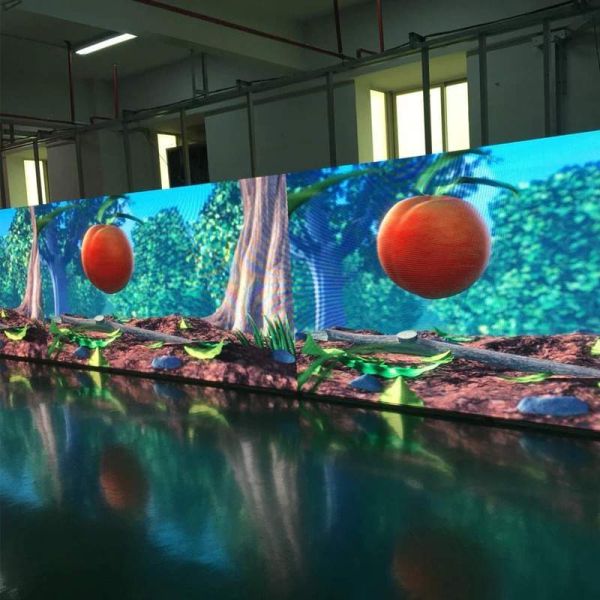 CE/ROHS/FCC Certified Fine Pitch Led Display 640000dots/m2 Density Die-cast