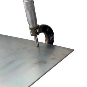 China 2mm Q235b Hot Rolled Mild Steel Plate 6m 8m 12m Non Alloy on sale