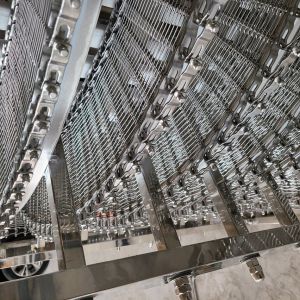 Flexible Cooling Tower Conveyor Spiral Transporting For Bakery