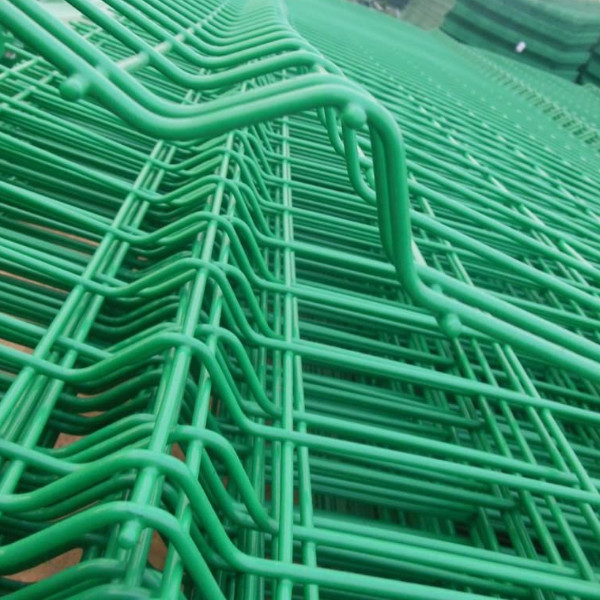 Quality 3mm 4mm Welded PVC Coated 3D Wire Mesh Fence Green PVC Coated wholesale