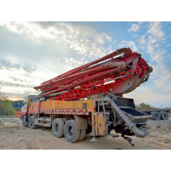 2012 Putzmeister 46m Truck Mounted Pump Machine Equipment with 45.2m Vertical Reach