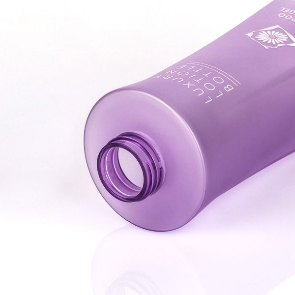 Wholesale 350ml 500ml Pet Empty Plastic Transparent Shampoo Bottles Luxury Cosmetic Gold Pump Lotion Container