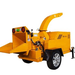 China 32HP Forestry Farm Wood Chipper Machine OEM 3.8*1.6*2.6m Water Cooling on sale