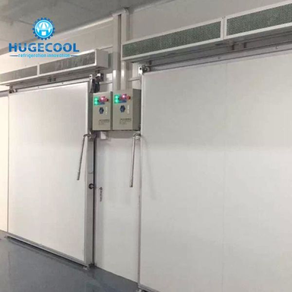 Quality 220V/380V Sliding Door Cold Room With Freezers Type  Compressor wholesale