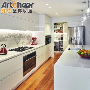 Customized Size Kitchen Cabinet with Drawers and Single Island in Contemporary