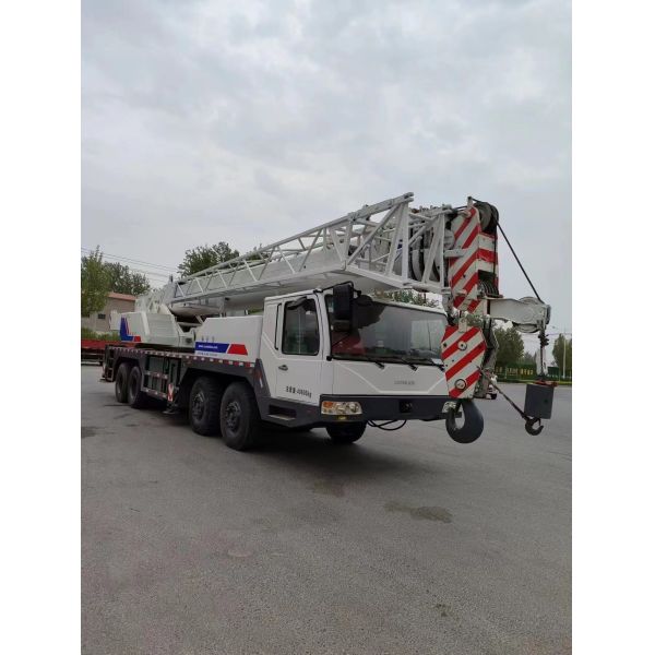 Quality Zoomlion QY50V 50ton 2010 Used Hydraulic Mobile Truck Crane with After-sales Service wholesale