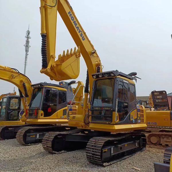 Original Hydraulic Pump 13 Ton KOMATSU PC130 Excavator Used in Shanghai Good Condition