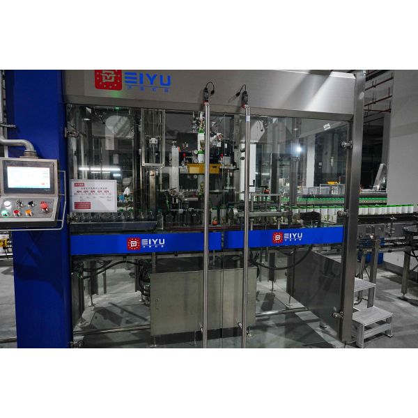 High-speed Fully Automatic Shrink Sleeve Label Labeling Machine For Orange Juice