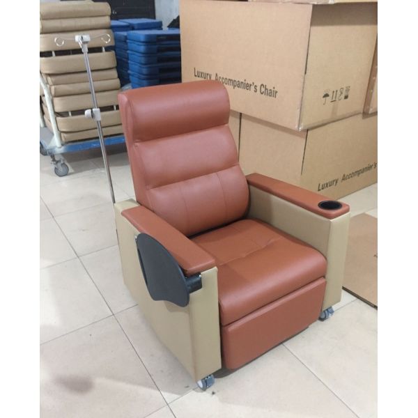 Quality IV Infusion Transfusion Chair Patient Recliner Chair With Adjustable Backrest And Foot wholesale
