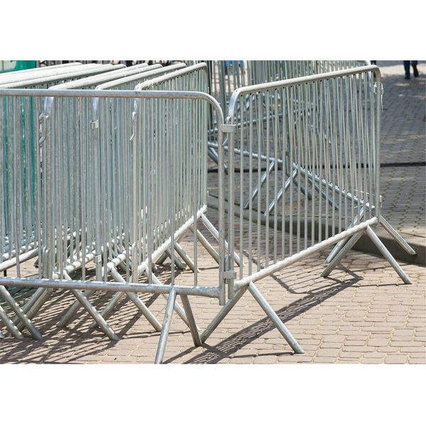 Crowd Control Barriers Manufacturers