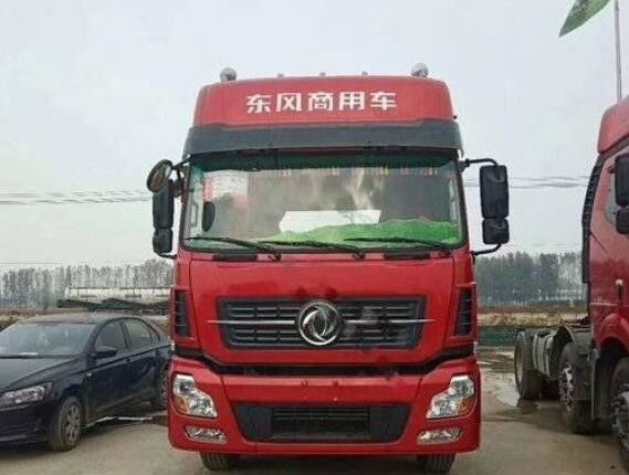 Quality 210hp Dongfeng Cummins Used Tractor Units Left Hand Drive Euro V Emission wholesale