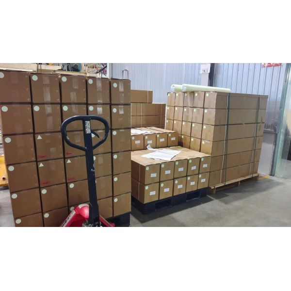 Quality Pantone Vinyl Sticker Roll Glossy Finish Ideal for Advertising Promotion Decoration Uses Durable and Eye Catching Colors wholesale