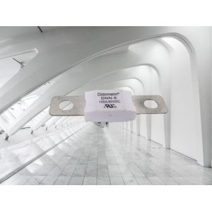 32VDC Ceramic Bolt Type Fuse Medium Size Flat Type DC2700A Breaking Capacity