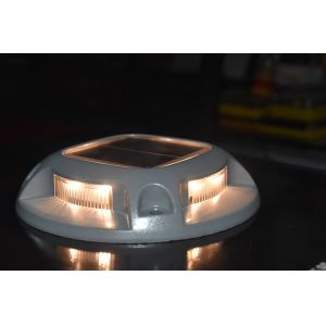 140MAH Solar Deck Light Monocrystalline Silicon NI MH Battery 12 Beads