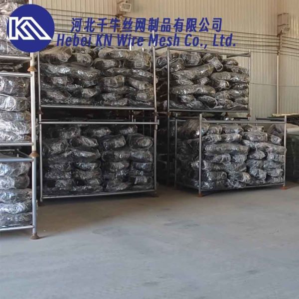 Quality High Loading Capacity And Superior Function Kn Anti-Tank Wire Net Essential For Protecting Armored Vehicles From Barrier Obstacles wholesale