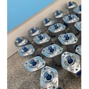 China 400910-00034 DX140 K3v63 Hydraulic Gear Pump on sale