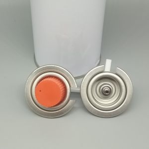 China Portable Butane Gas Stove Single Burner with Windshield for Camping & Picnics on sale