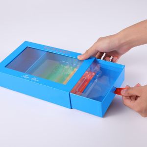 CMYK Color Handmade Fragrance Gift Box With 4 Cavities Clear PET Window