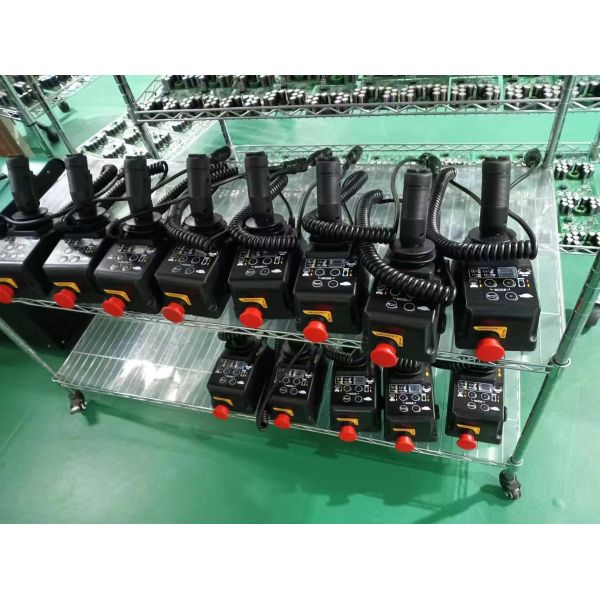 Hydraulic Drive Scissor Lift PCU Controller Spare Parts For XCMG Brands