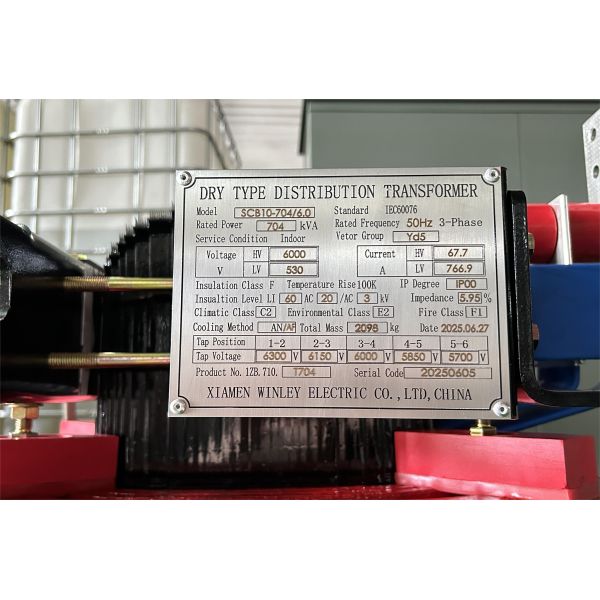 704KVA Cast Resin Dry Type Power Transformer 6KV To 0.5KV Distribution Cast Coil Transformer