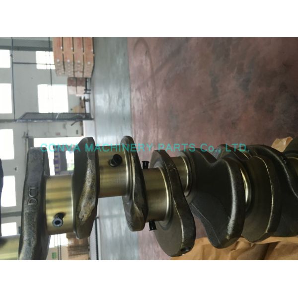 Quality 6d95 Cast Iron Crankshaft  6 Cylinder Engine Parts , Engine Crank Shaft Original Size wholesale