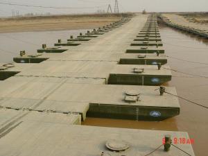 China Modular Air Tight Steel Boxs Floating Pontoon Bridge Temporary Floating Bridge on sale