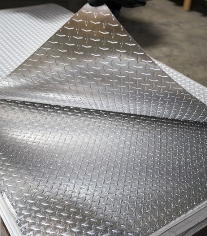 Decorative Diamond Tread Plate Aluminum Sheets Thin Gauge Aluminum Diamond Plate