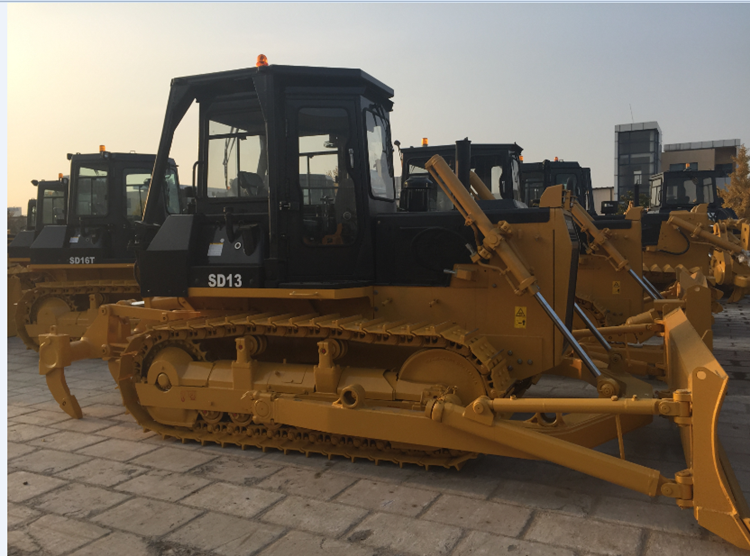 13.7 Tons Weight 130hp Small Bulldozer Machine SD13 With Straight Tilt Blade