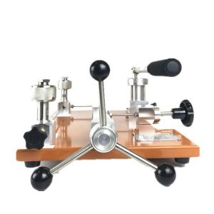 China 4MPa 6MPa 10MPa Pressure calibrator/pressure calibration hand pump on sale
