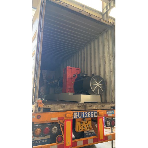 Quality Plastic Extruder Machine Hdpe Pipe Extrusion Machine / Line Water Tank Making Machine High-performance wholesale