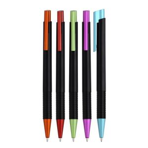 China 2014 new design customized retractable pen,customized plastic pen on sale