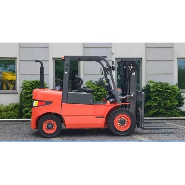 Diesel Engine Port Handling Equipments Heat Dissipation System Fork Length